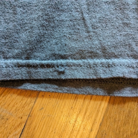 Vintage Fruit of the Loom Sofspun Small Gray‎ Bear Graphic Short Sleeve T-shirt - Picture 7 of 7